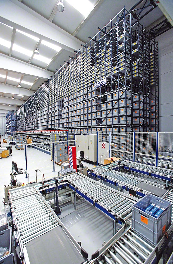 Conveyors systems for boxes